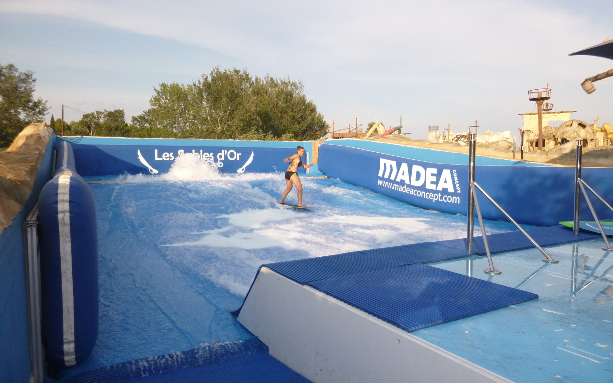 Le Village Club des Sables d'Or s'équipe de la double vague